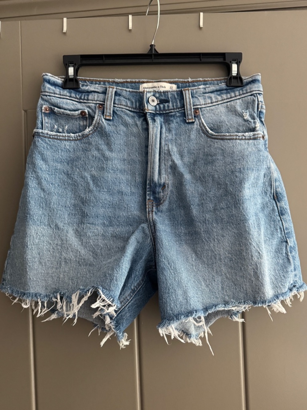 Abercrombie & Fitch Light Blue High-Rise Denim Shorts. Size 27/4.
